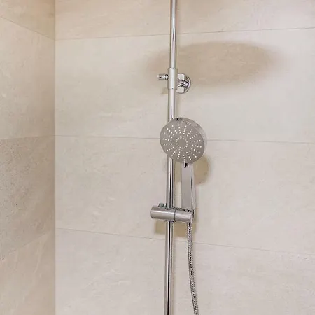 Brunela-free Parking