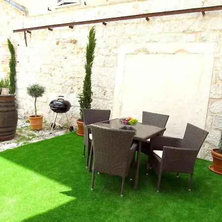 Brunela-free Parking Apartamento