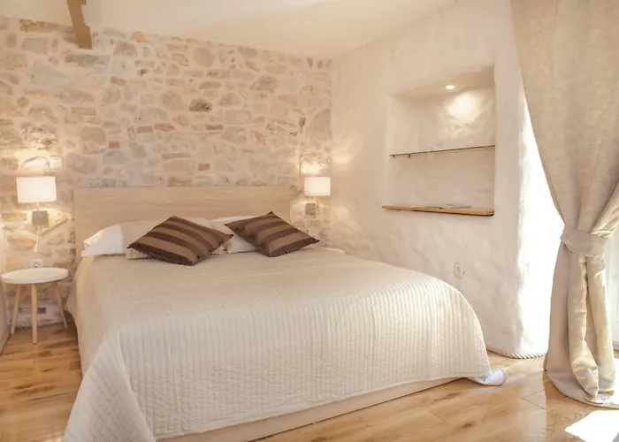 Brunela-free Parking Appartement Šibenik